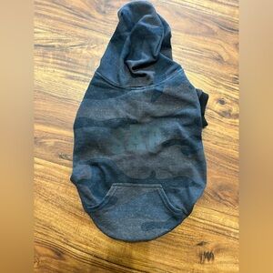 GAP Black and Gray Camo Dog Hoodie